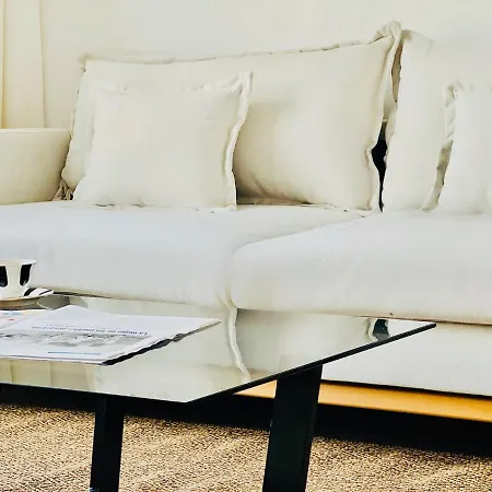 Cih Aparthotel *