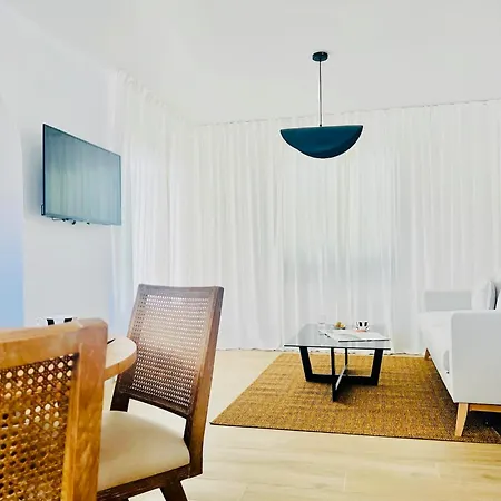 Aparthotel Cih *